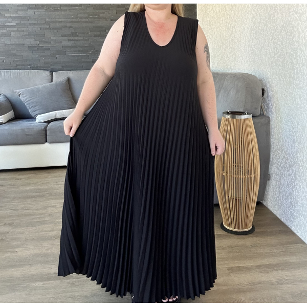 Robe longue plissée noire