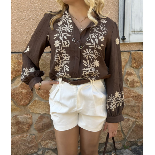 Blouse brodée
