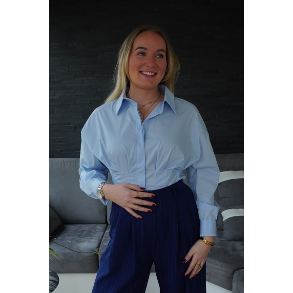 Chemise cintrée bleue ciel