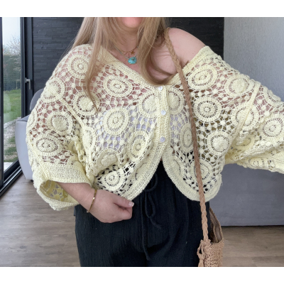 Gilet bohème en crochet jaune