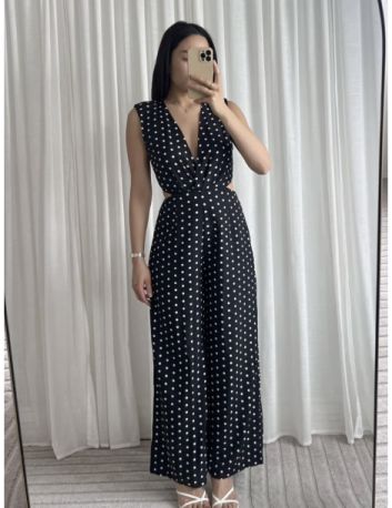 Combinaison pantalon à pois dos-nu