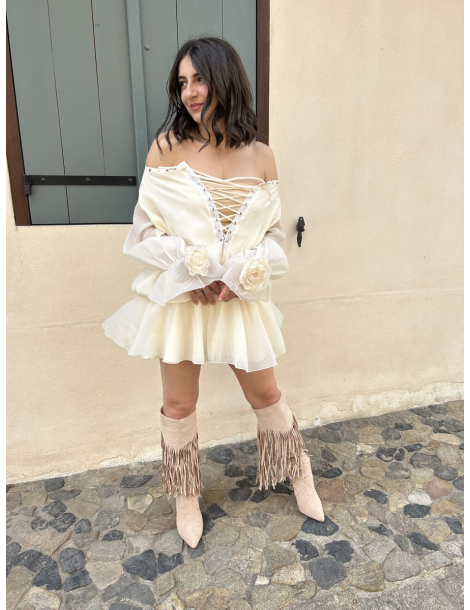Robe épaules dénudées